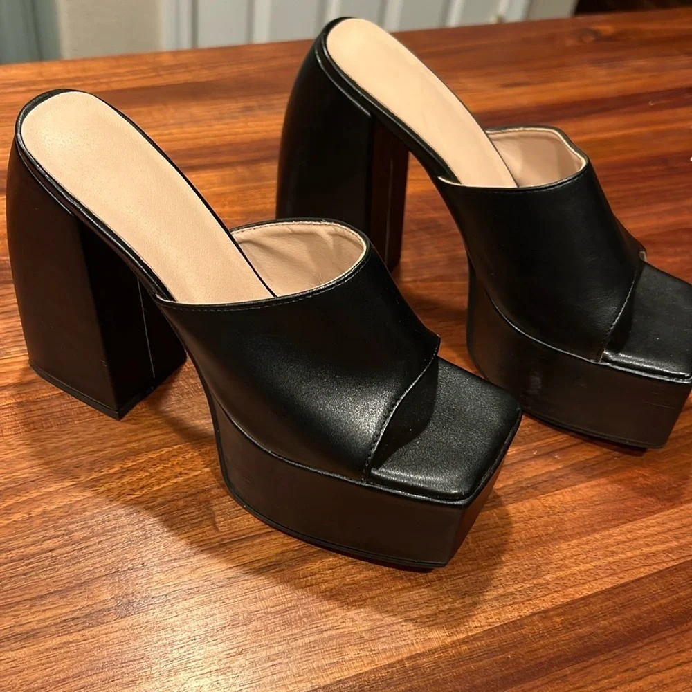 Open Square Toe Platform Sandals - Like New - Block Chunky - US 6.5 (EU Sz 39) - Picture 1 of 3